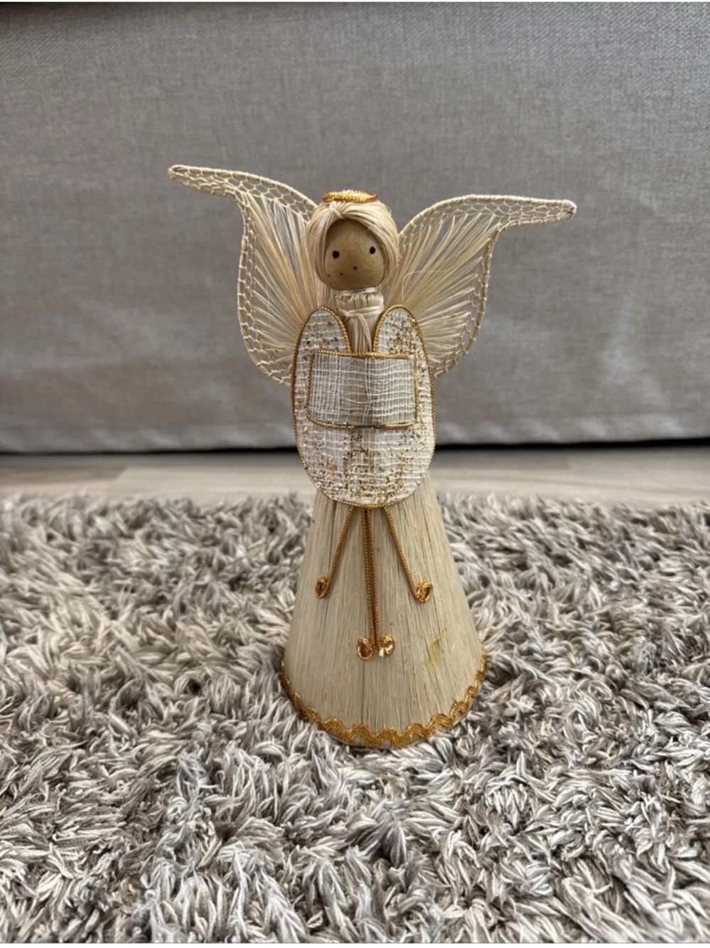 Vtg Straw Angel Christmas Holiday Figurine